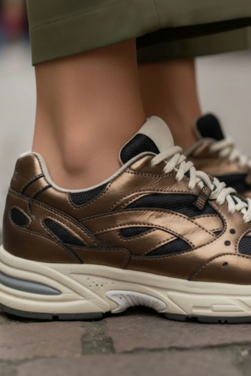 DAMES IQONIC Sneakers Bruin Dames