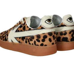 DAMES Kaotiko Boston V Sneakers Bruin Dames